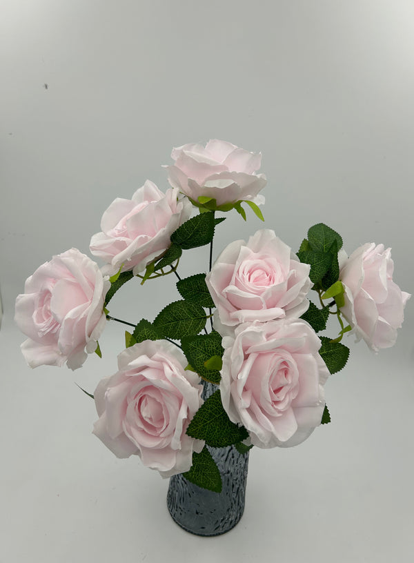 7 Large Heads Sweet Heart Rose